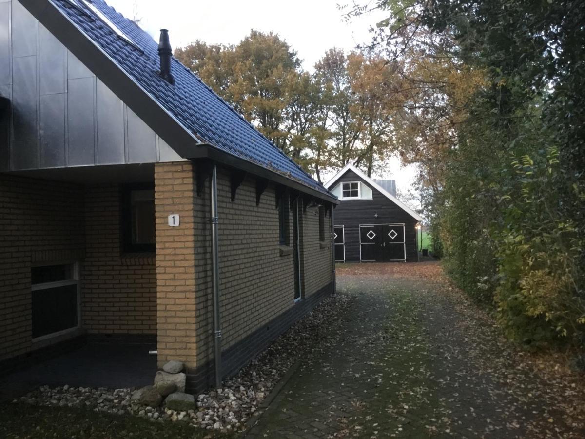 Bed and Breakfast De Fugelsang Jonkersland Exterior foto